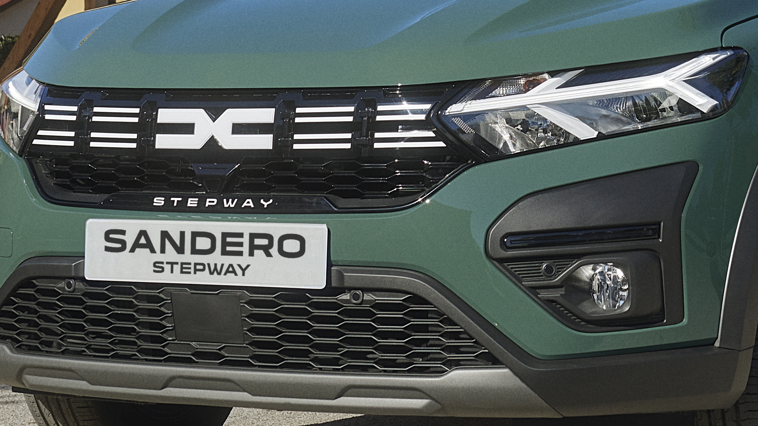 faux-dacia-sandero-stepway