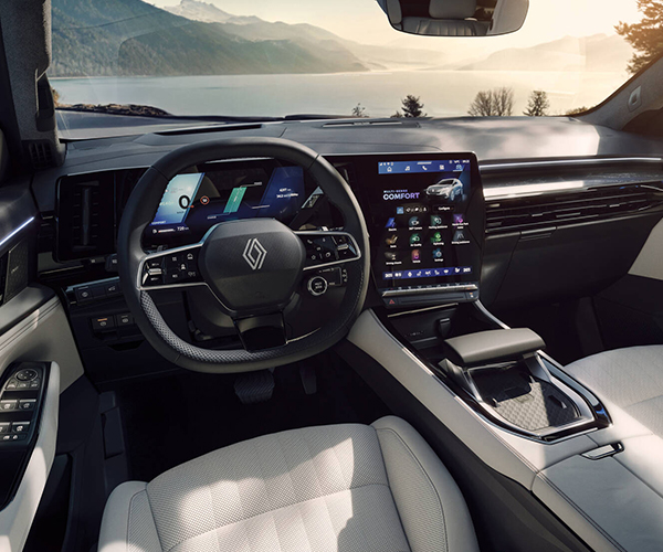 Nouveau Espace E-Tech inétrieur