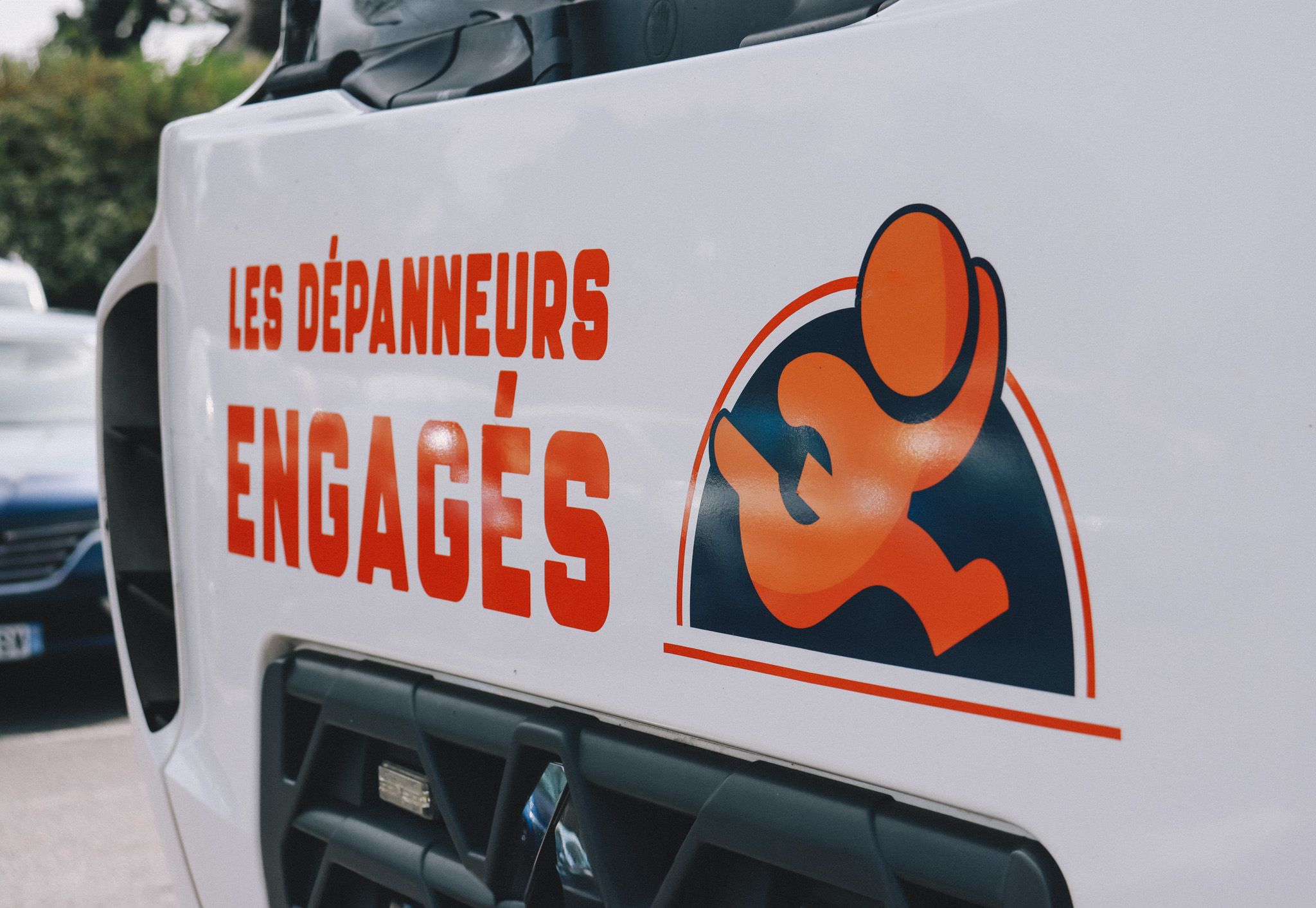 logo dépanneurs engagés